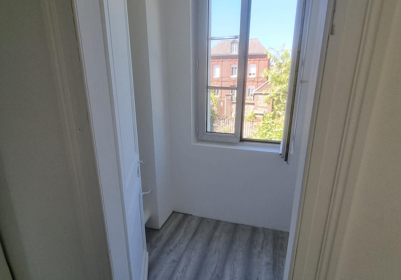 Petite pièce remise à neuf — artisan bâtiment Nord (59)